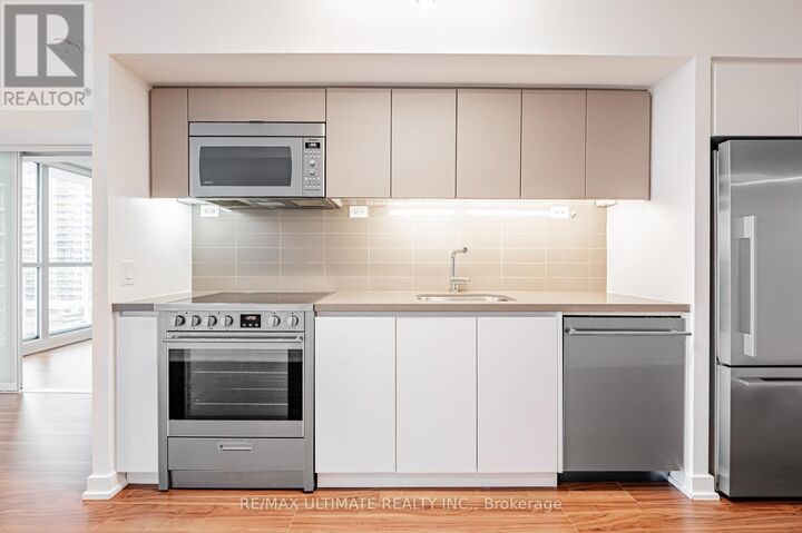 Property Photo:  85 Queens Wharf Road 1002  ON M5V 0J9 