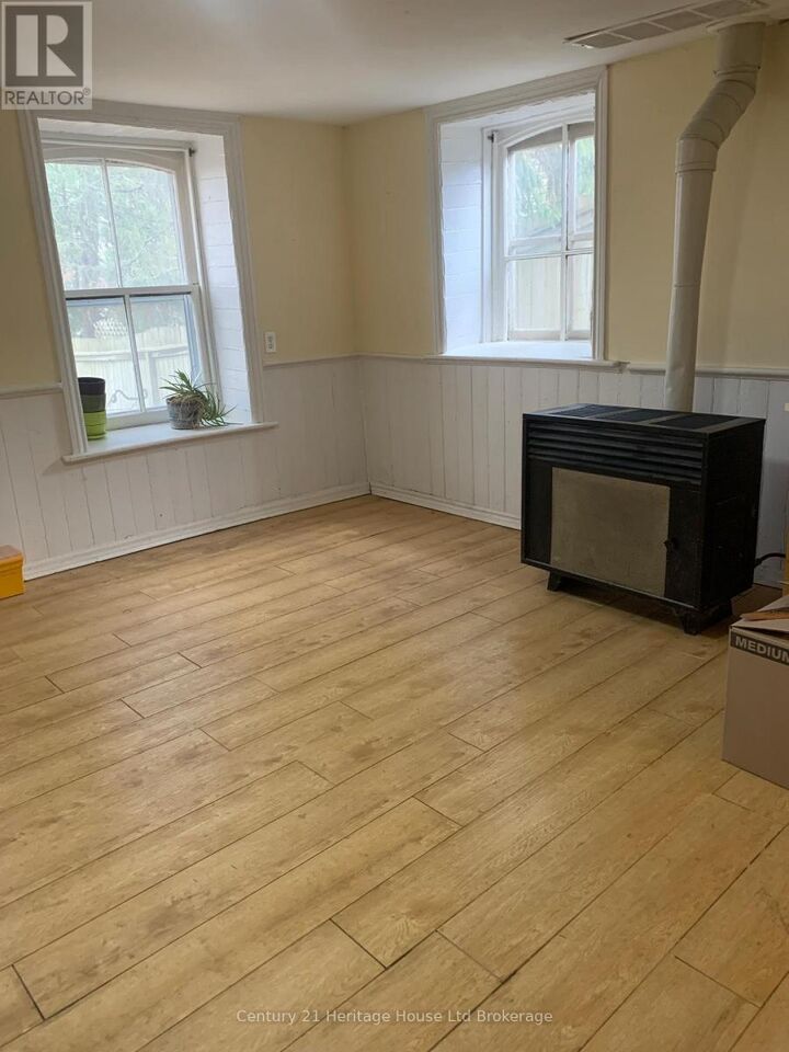 Property Photo:  187 Park Row  ON N4S 1V9 