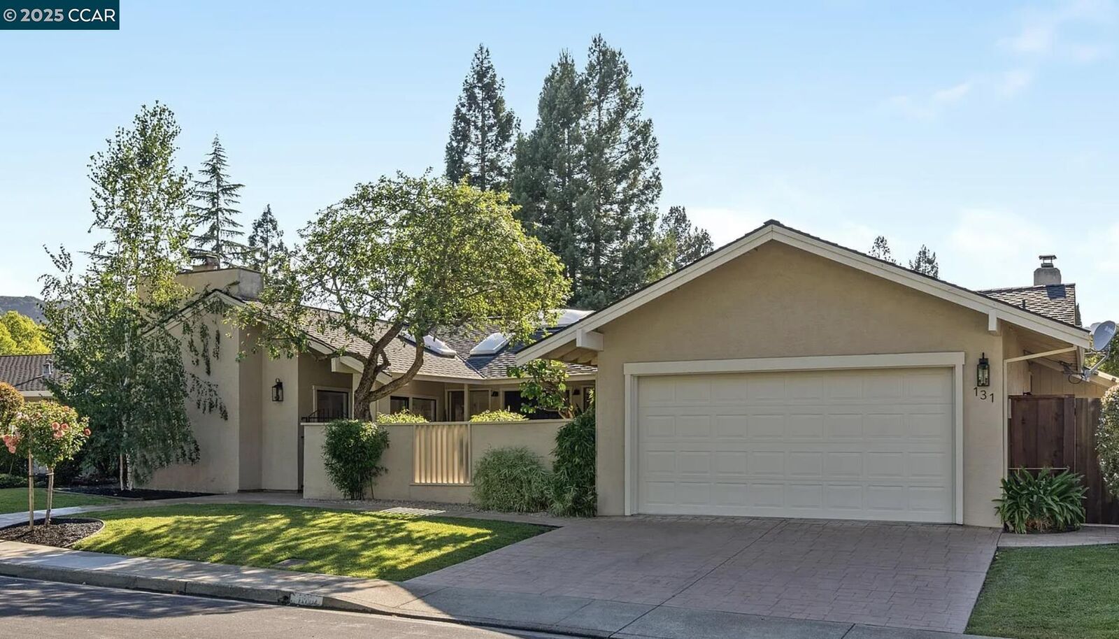 Property Photo:  131 Clover Hill Ct  CA 94526 