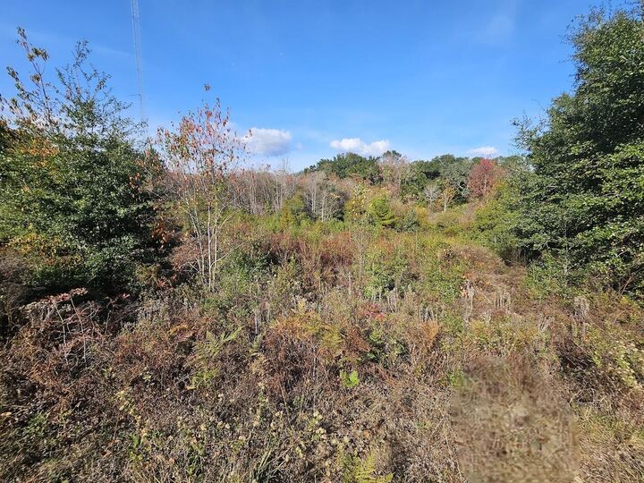 Property Photo: 940 S Cedar Avenue FL 32578