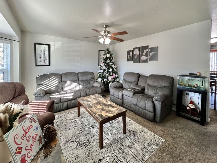 Property Photo: 2206 Clearwater Court NV 89801
