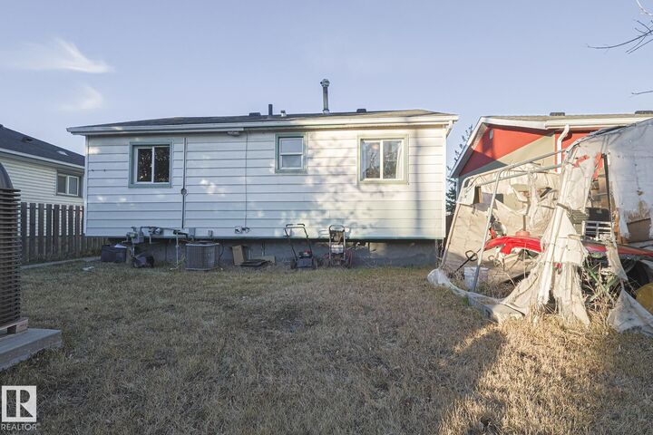 Property Photo:  16025 100A Avenue NW  AB T5P 0L9 