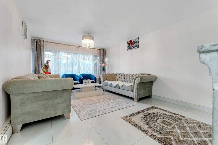 Property Photo:  8745 165 Street NW 12  AB T5R 2R7 