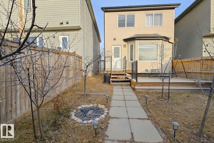 Property Photo:  754 Eagleson Crescent NW  AB T6M 0V2 