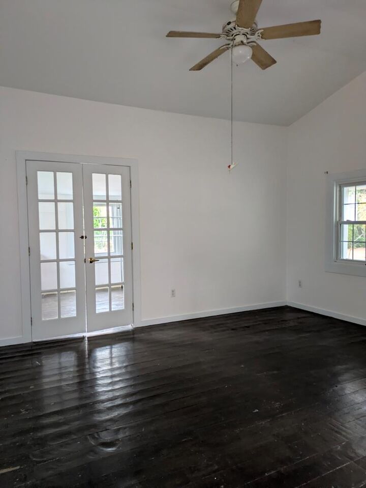 Property Photo: 12 Holly St VA 23417
