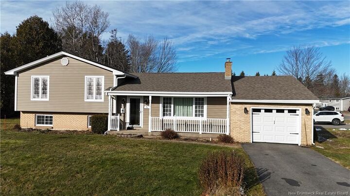 Property Photo:  6 Sprucewood Drive  NB E3C 1C7 