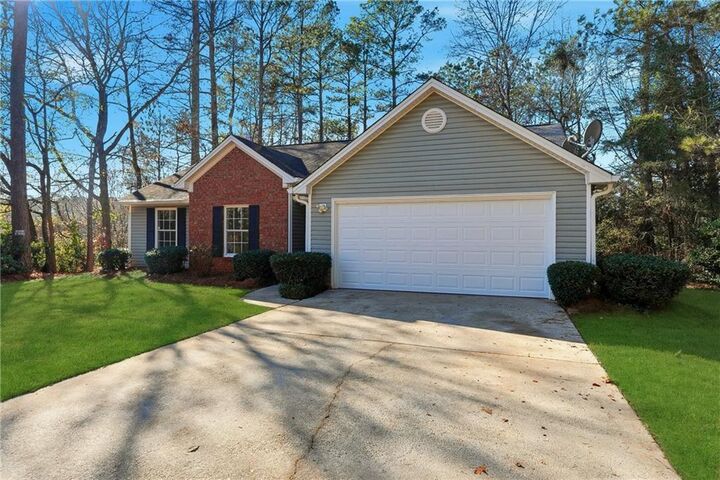 Property Photo: 2512 Herndon Road GA 30043