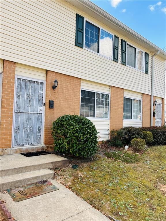 Property Photo: 405 Fairburn Road SW 143 GA 30331