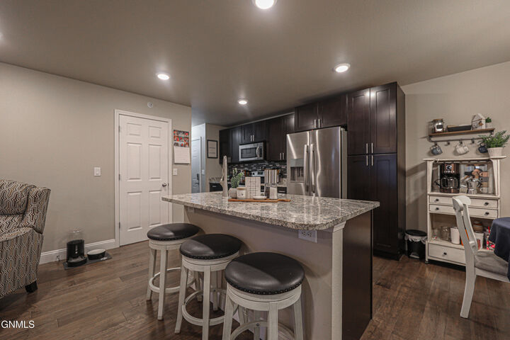 Property Photo:  829 Canada Avenue 10  ND 58503 