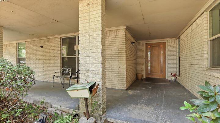 Property Photo: 4002 Willow Springs Lane TX 77080