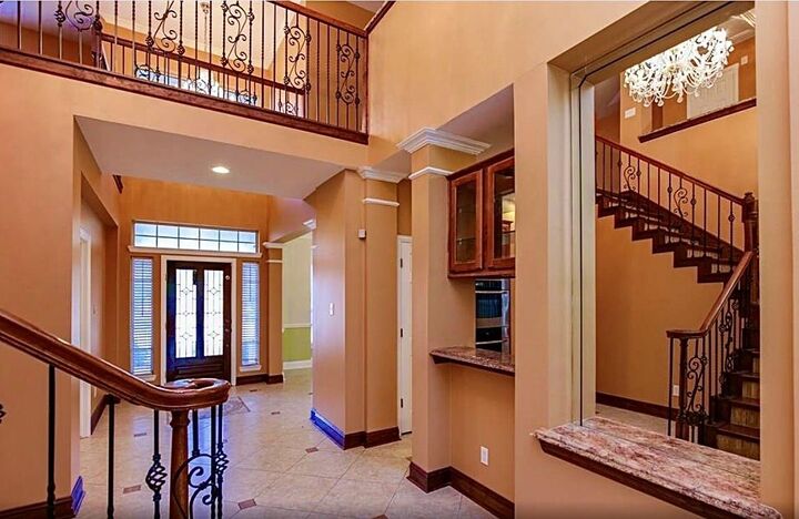 Property Photo: 7 Crest Gate TX 77082