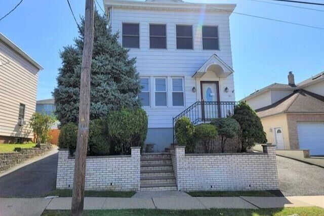 Property Photo:  551 Washington St 2  NJ 07072 