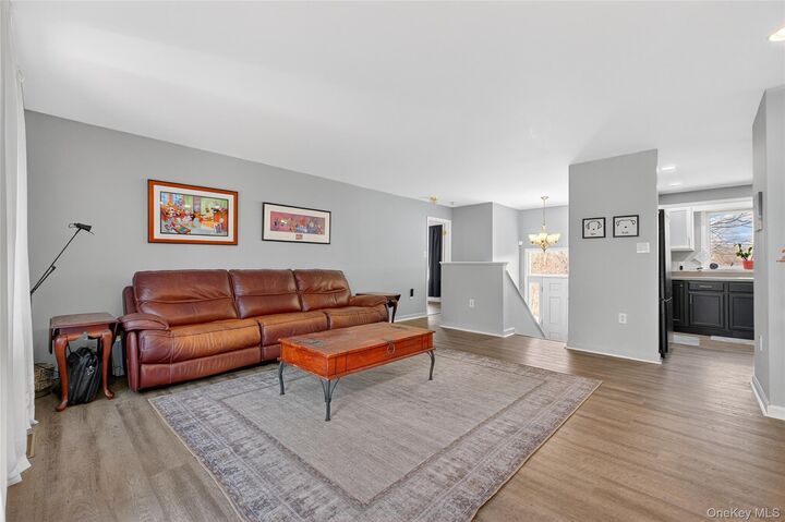 Property Photo:  387 Cornwall Hill Road  NY 12563 