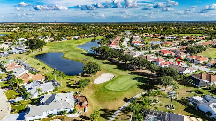 Property Photo:  2307 Platinum Drive  FL 33573 