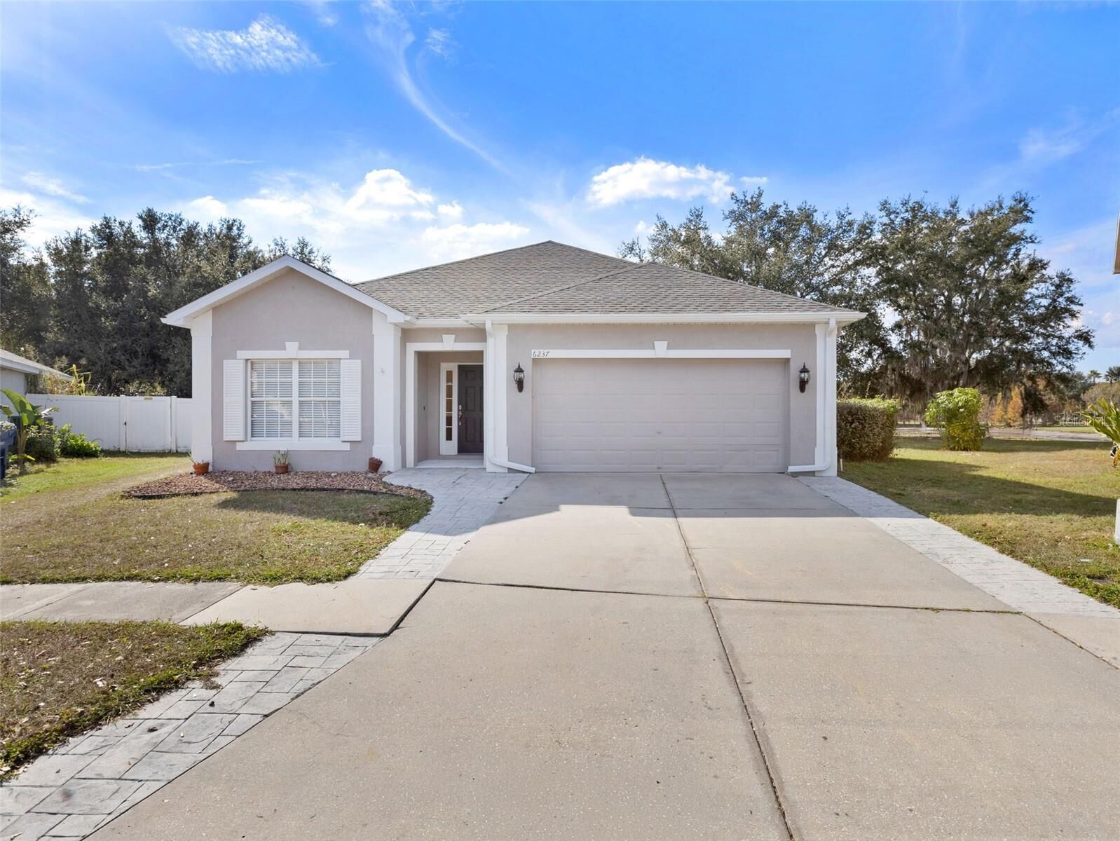 Property Photo:  6237 Dainty Bess Court  FL 34639 