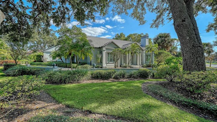 Property Photo: 76 Osprey Point Drive FL 34229
