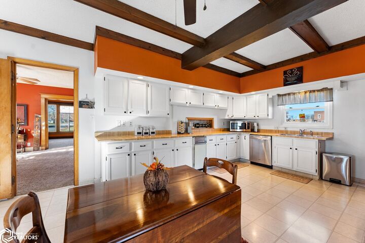 Property Photo:  208 S Main Street  IA 52647 