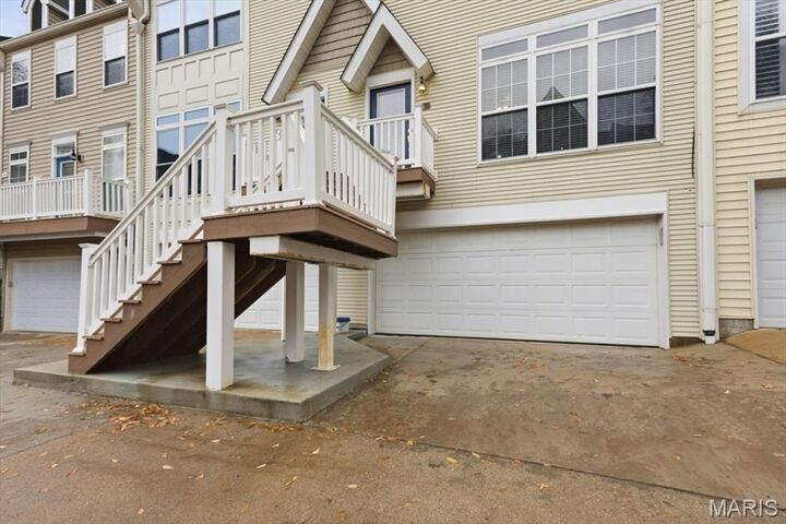 Property Photo:  419 S Geyer Road 3  MO 63122 