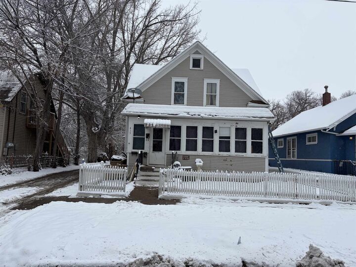 615 6th Ave NE  Minot ND 58703 photo