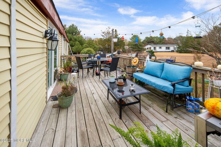 Property Photo:  8 Mary Court  NJ 08005 