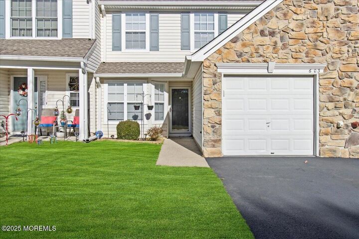 Property Photo: 603 Zinnia Court NJ 08724