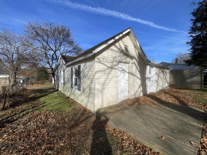 Property Photo: 310 Locust Street MI 49068