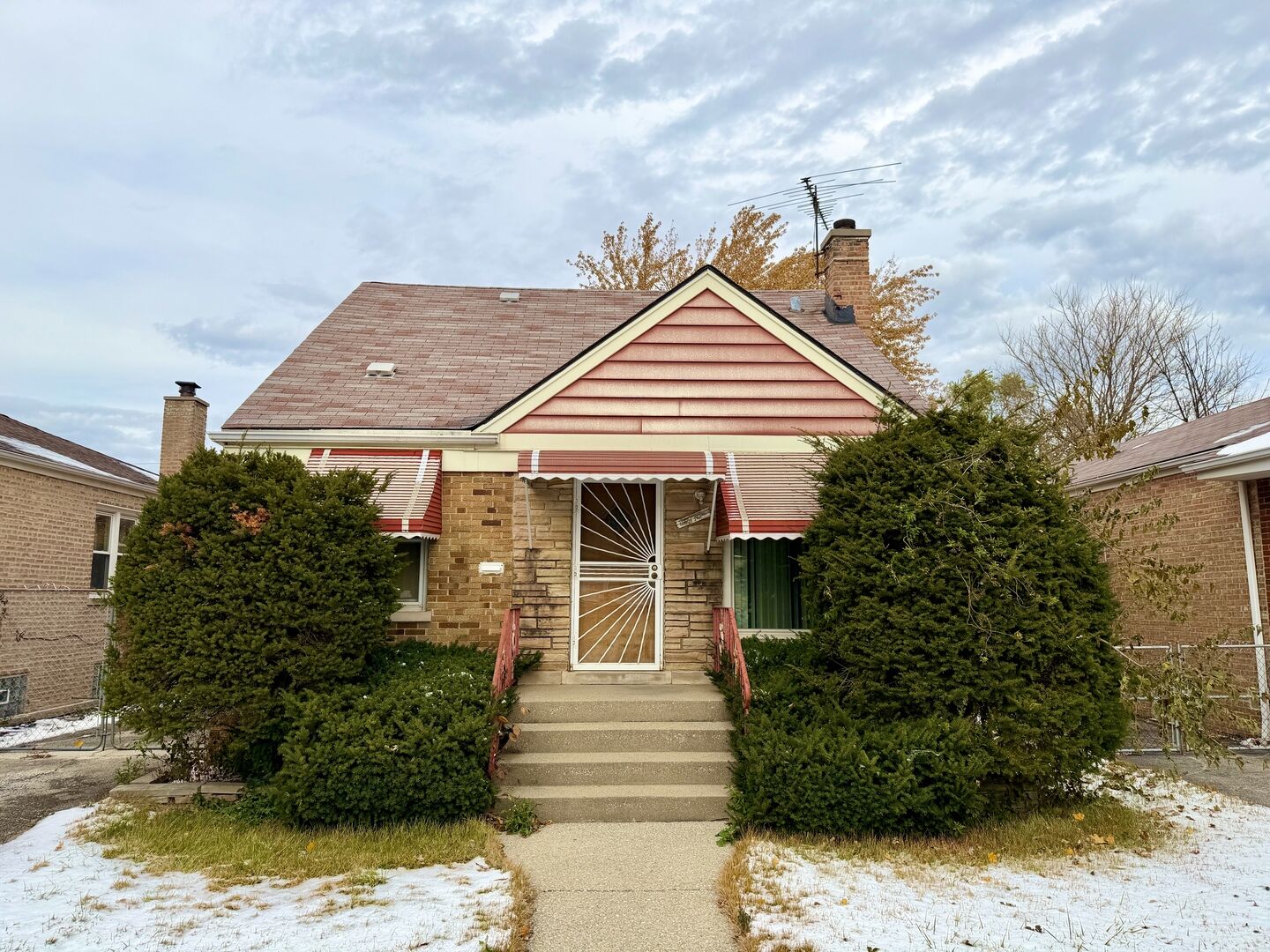 Property Photo:  3910 W 85th Street  IL 60652 
