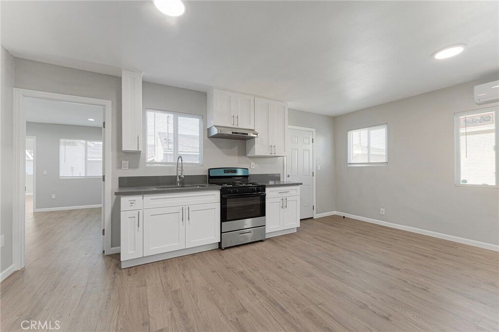 Property Photo:  805 S 10th Street  CA 90640 