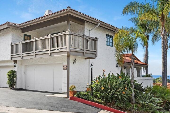 Property Photo:  406 Paseo Pacifica  CA 92024 