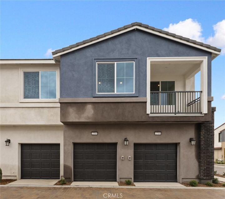 Property Photo: 2753 E Amberley Privado CA 91762