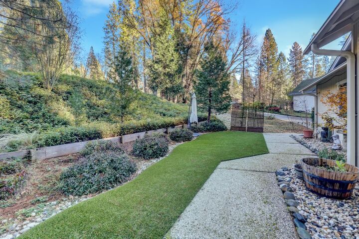 Property Photo:  364 Gracie Road  CA 95959 