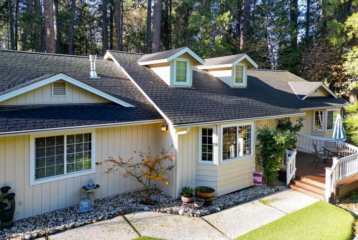 Property Photo: 364 Gracie Road CA 95959