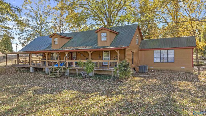 Property Photo:  330 La Rue Finis  AL 35983 