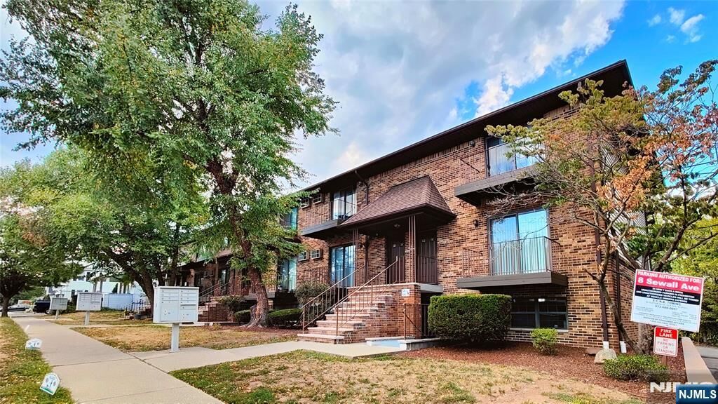 Property Photo:  8 Sewall Avenue B  NJ 07011 