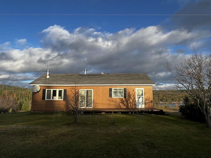 13611 316 Highway — photo 1