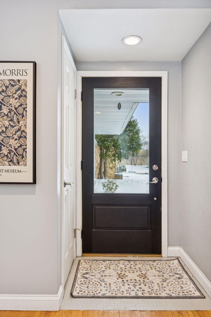 Property Photo: 4917 Lantana Lane MN 55435