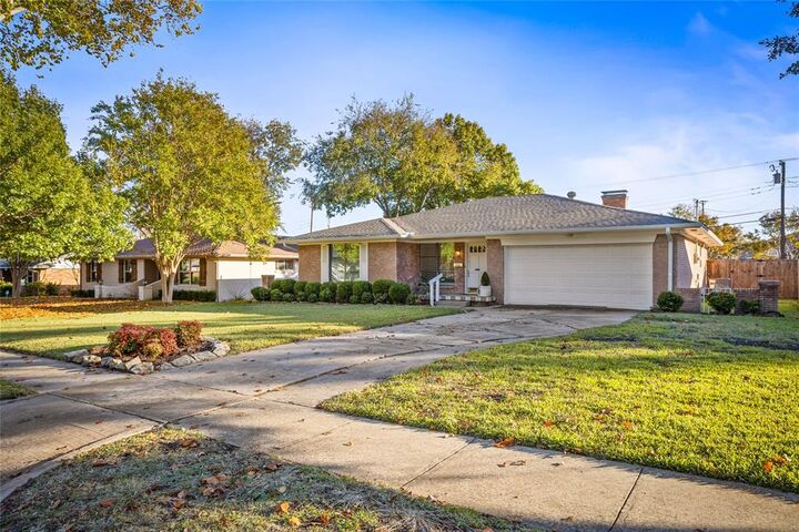 Property Photo:  1221 Ashland Drive  TX 75080 