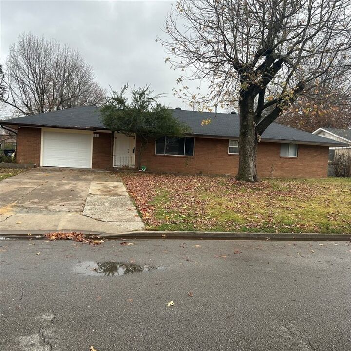 Property Photo: 511 Maria Street AR 72762