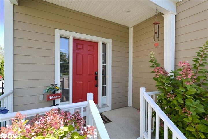 Property Photo:  995 Chapman Street  ON L0L 1W0 