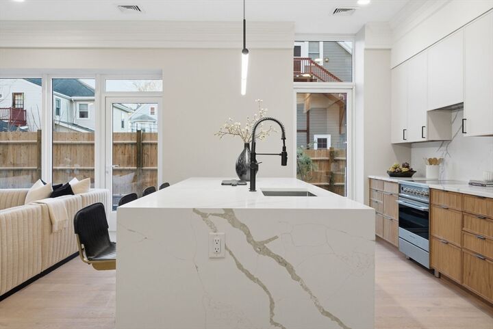 Property Photo:  61 Hall Street 2  MA 02453 