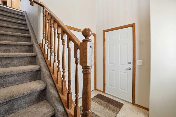 Property Photo:  32 Daines Avenue 24D  AB T4R 2Z5 