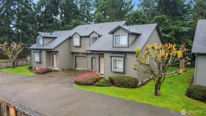 Property Photo:  12401 -12407  111th Avenue E  WA 98374 