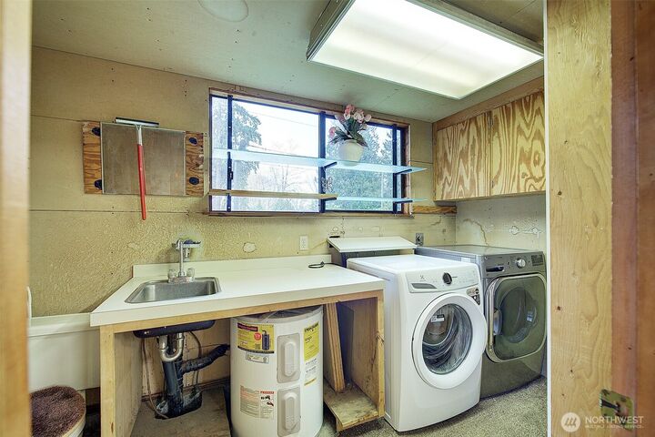 Property Photo:  13853 NE 80th Street  WA 98052 