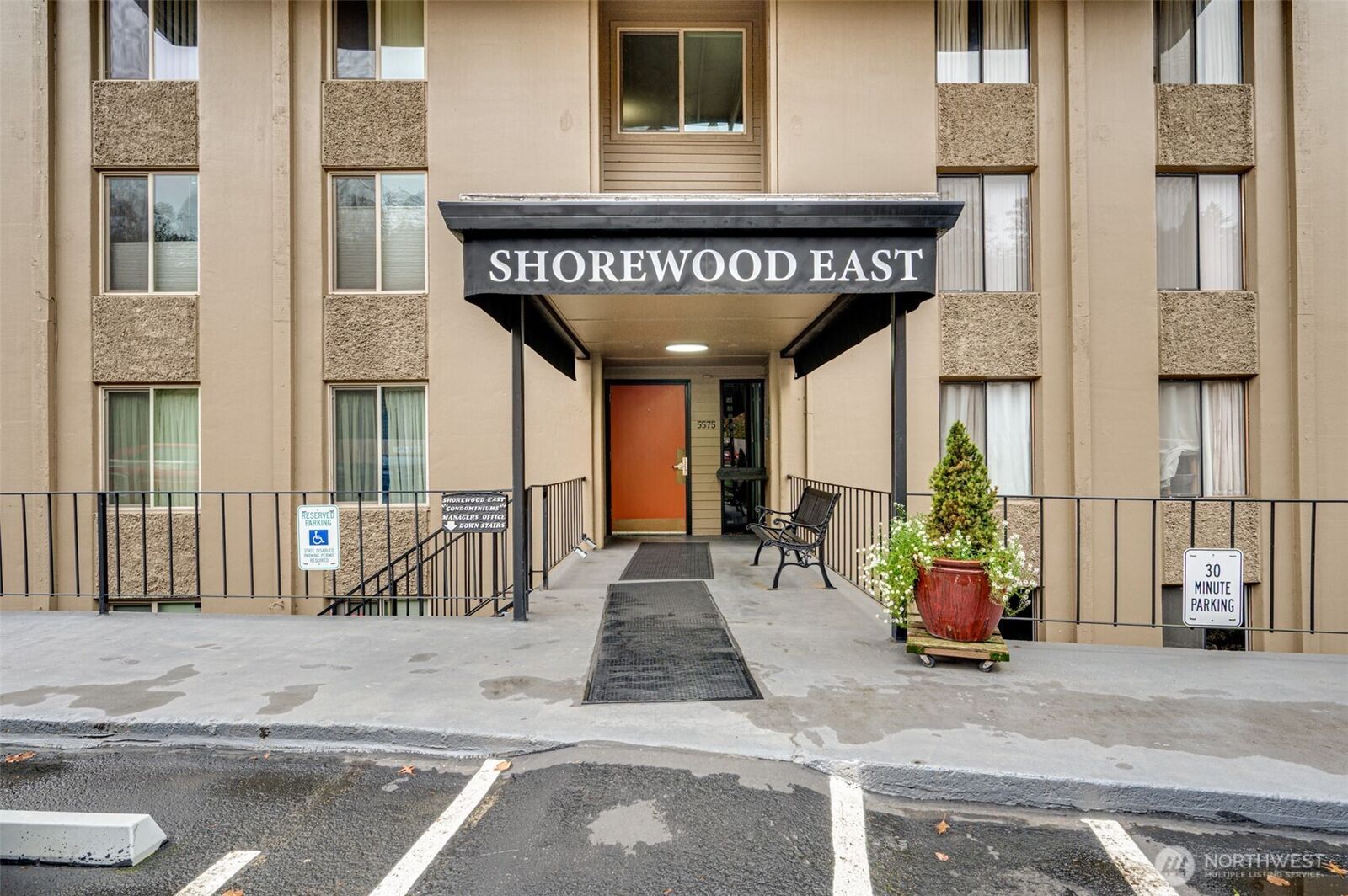 Property Photo:  5575 E  Evergreen Highway 4103  WA 98661 