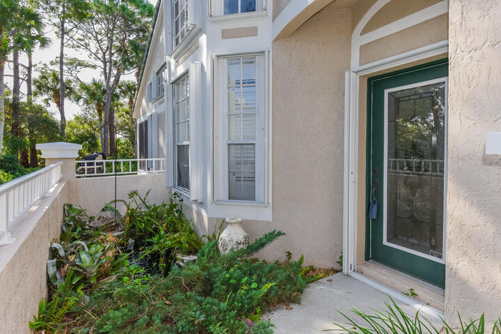 Property Photo:  1567 SW Harbour Isles Circle  FL 34986 