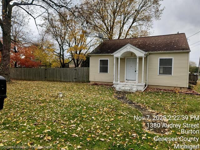 Property Photo:  1380 Audrey Street  MI 48509 