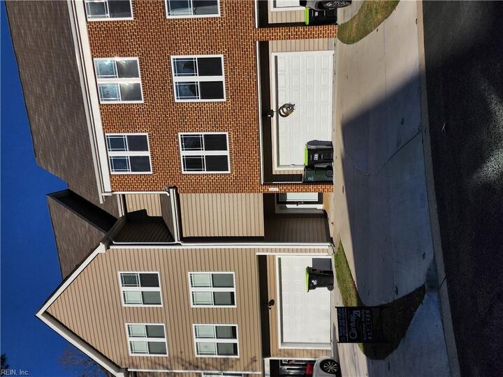 Property Photo: 933 Eastfield Ln VA 23602