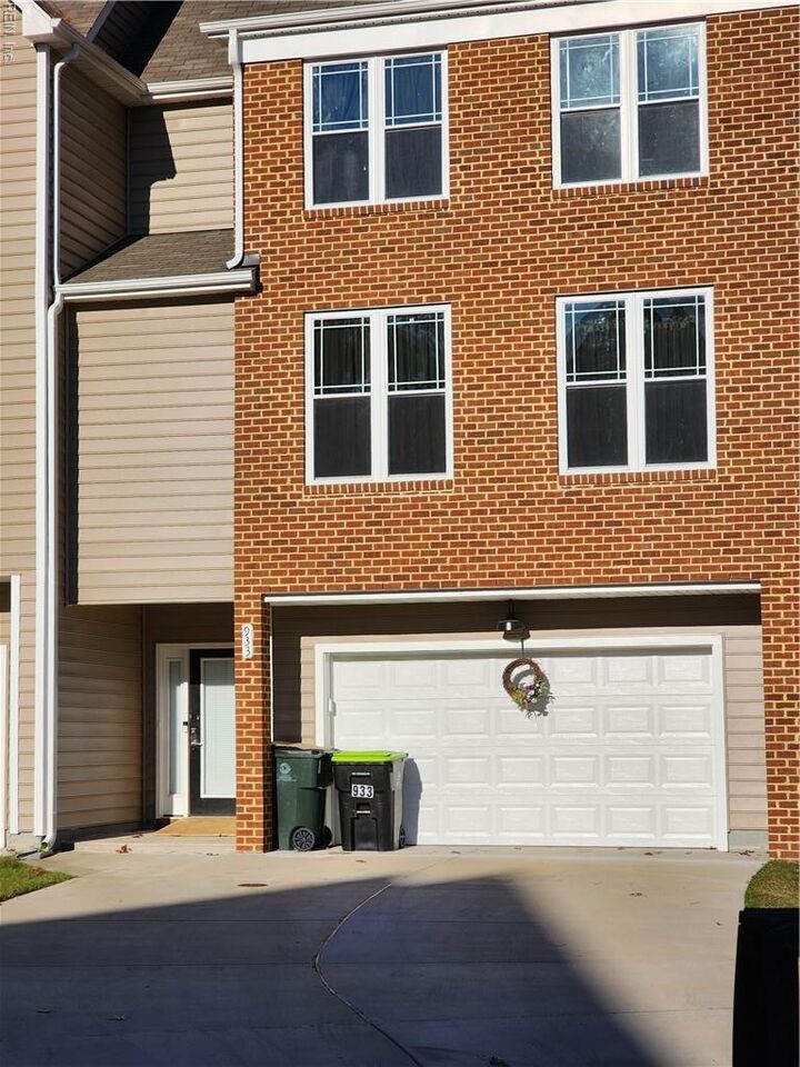 Property Photo:  933 Eastfield Ln  VA 23602 