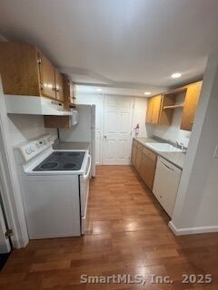 Property Photo:  114 Ward Street  CT 06851 