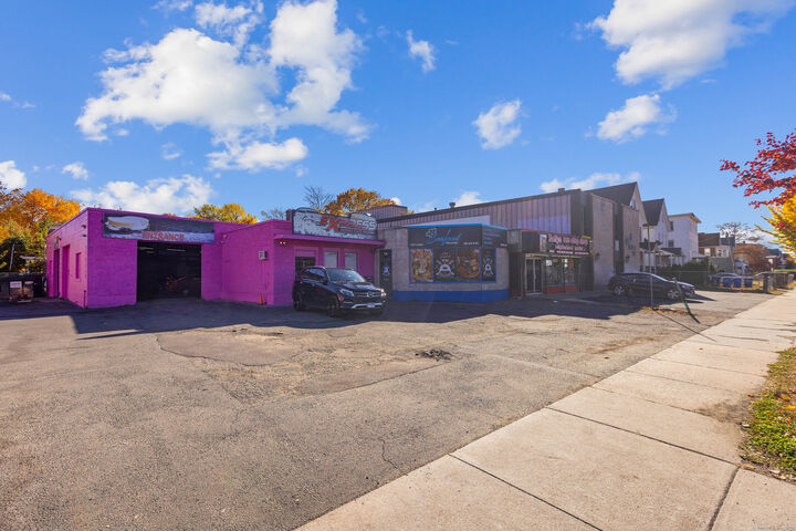 Property Photo: 156 Franklin Avenue CT 06114